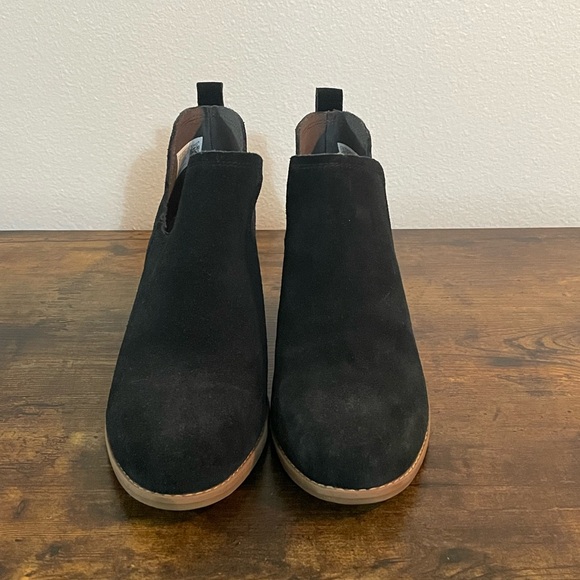 Toms Black Suede Wedge Ankle Boots Size 9W - Picture 2 of 8